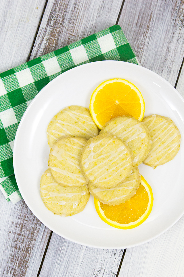 Capture the flavors of summer citrus in these easy to make citrus shortbread cookies (Click for recipe).